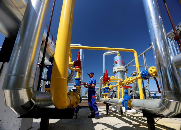 Энергетик Фролов заявил, что транзит газа в страны ЕС продолжится без Киева