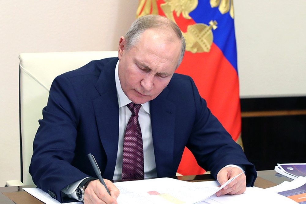 Владимир Путин установил, что у премьер-министра России будет 10 заместителей